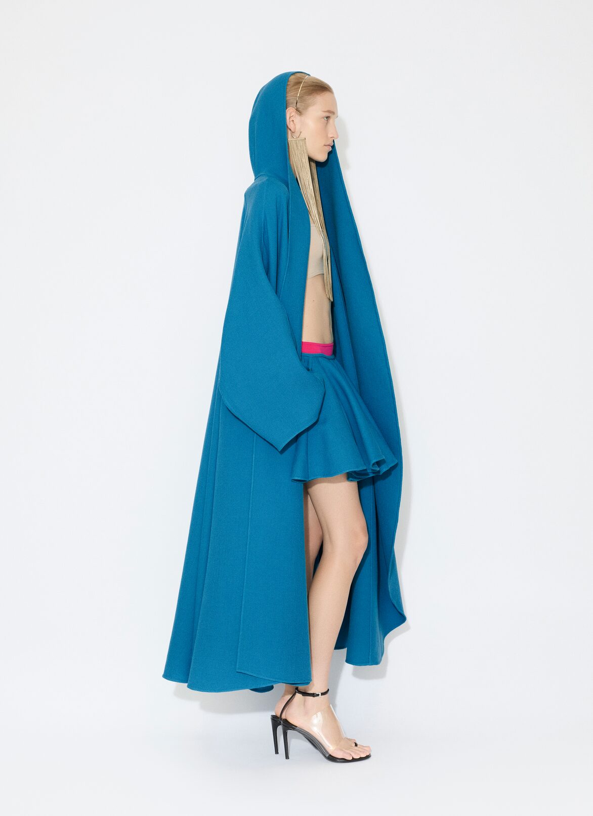 WOOL GAZAR HOODED CAPE ALAÏA  WOOL GAZAR HOODED CAPE